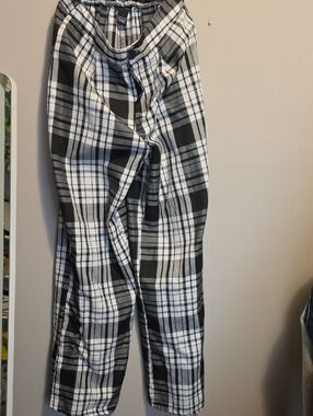 Rue21 Black and White Plaid Pants